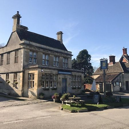 Tiptoe Villa Steeple Ashton Bagian luar foto