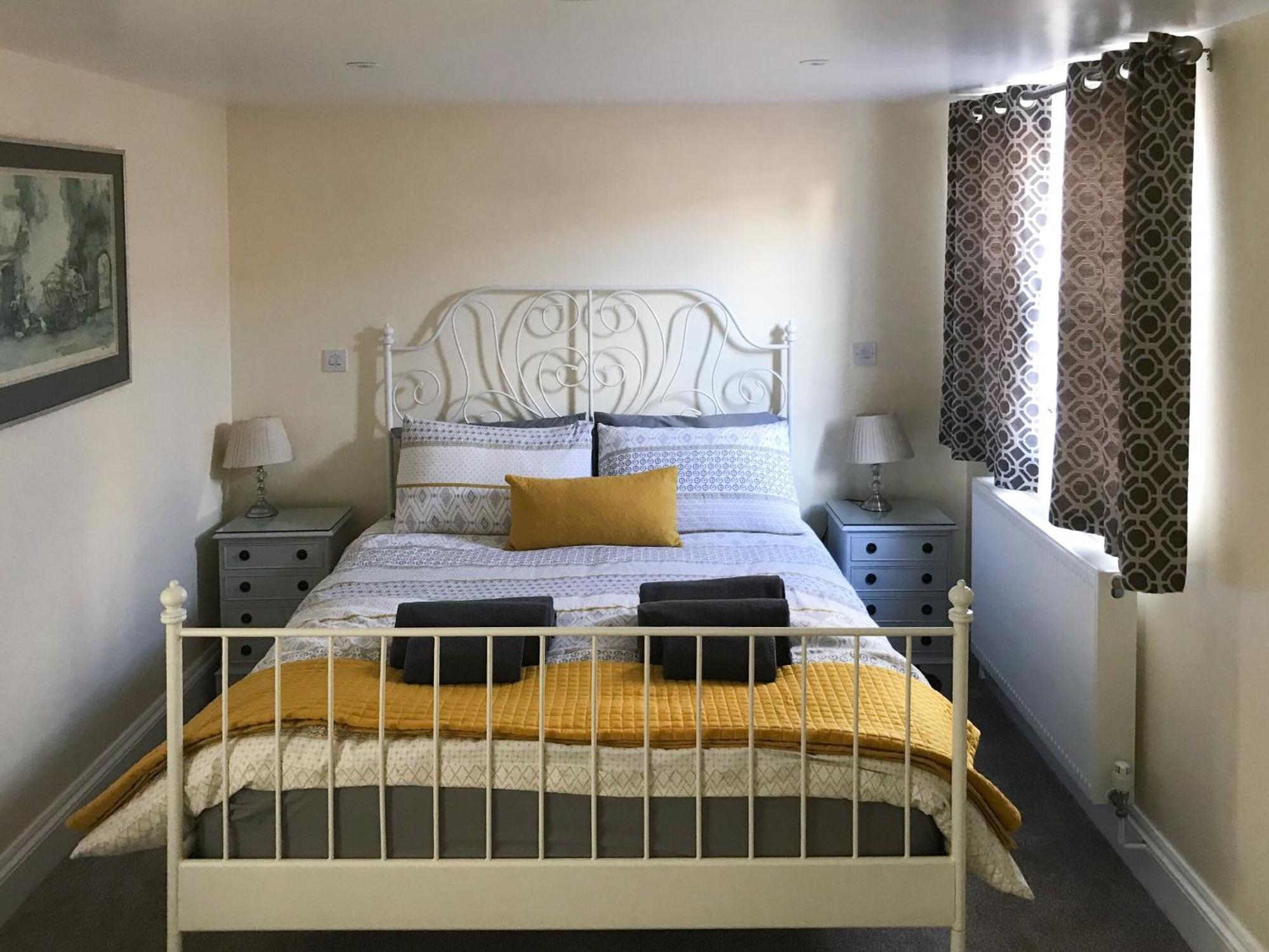 Tiptoe Villa Steeple Ashton Bagian luar foto
