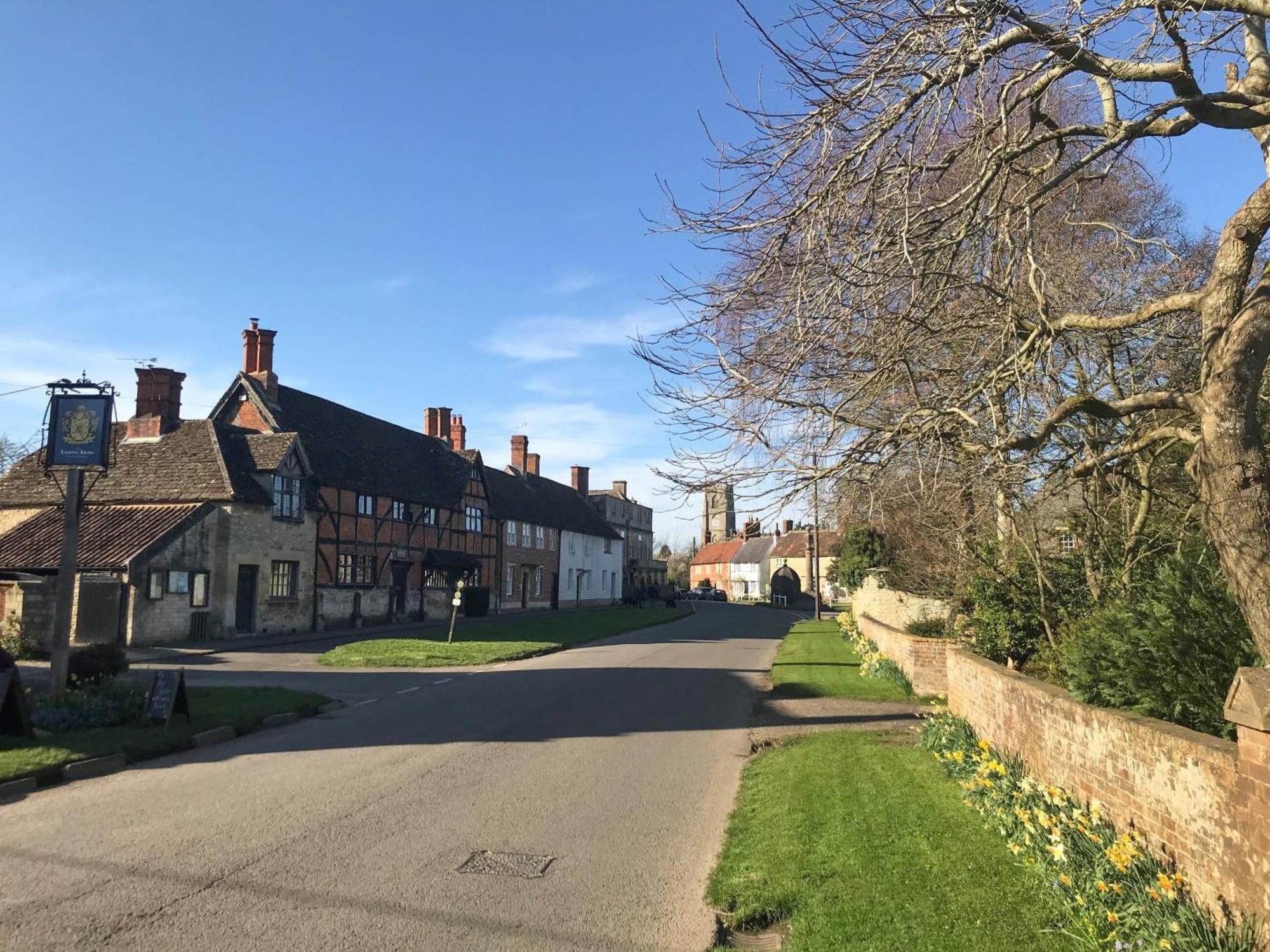 Tiptoe Villa Steeple Ashton Bagian luar foto